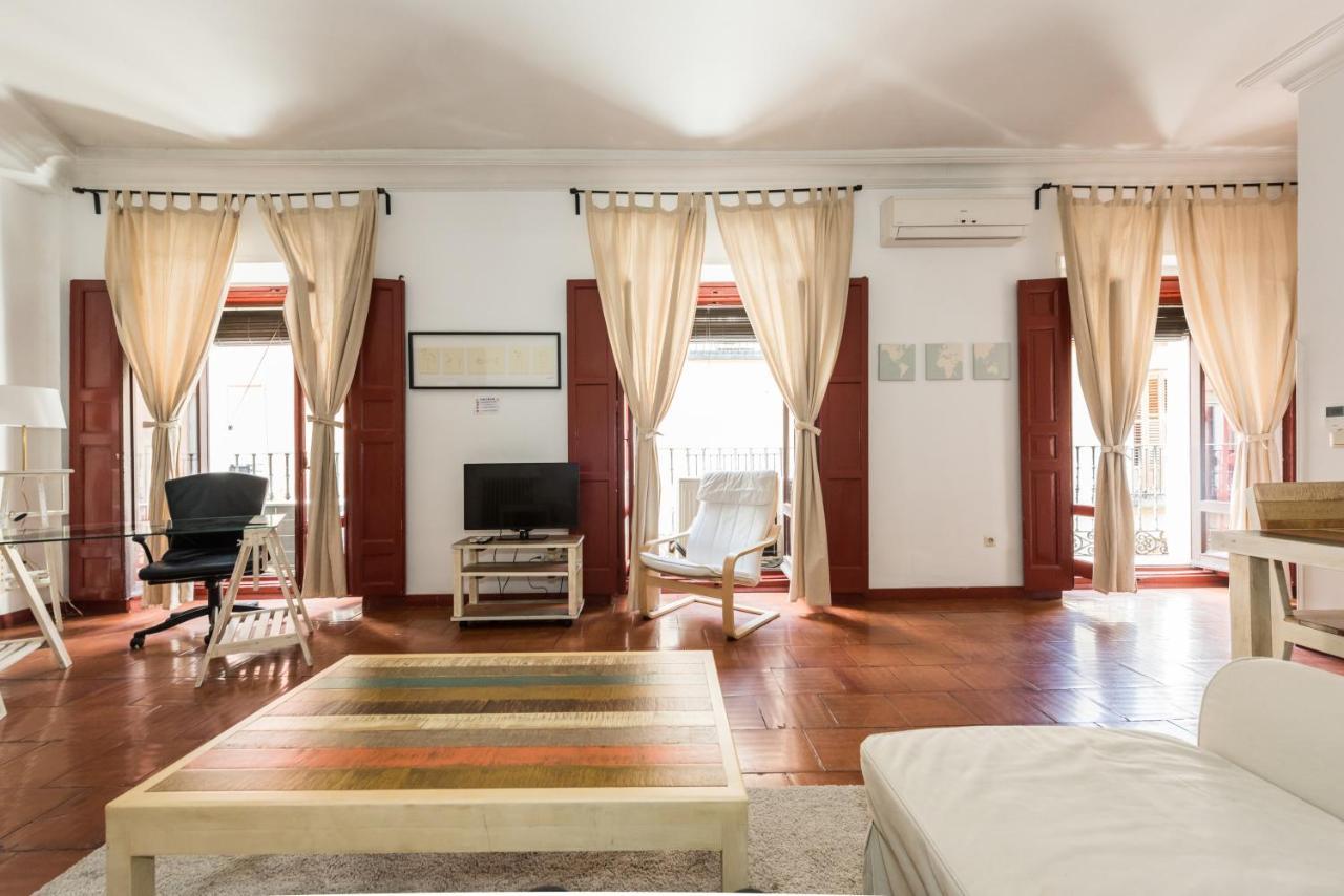 Apartamentos Madrid Centro B Εξωτερικό φωτογραφία